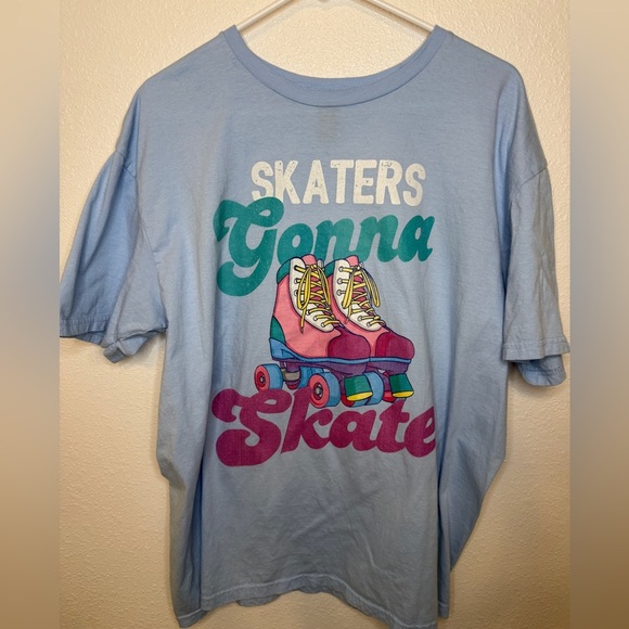 Gildan Tops - Gildan Skaters Gonna Skate T-Shirt - Light Blue
